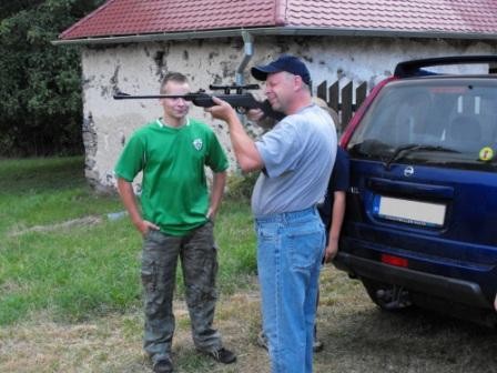 Ivan, nepotrebuješ okuliare?